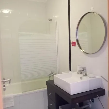 T2 In Areia Branca Apartamento *
